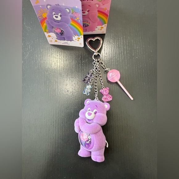 Care Bears Colorful Hugs Series Keychain- Share Bear - Picture 2 of 8